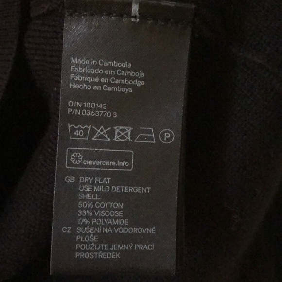 H&M Black Sweater - Picture 2 of 3